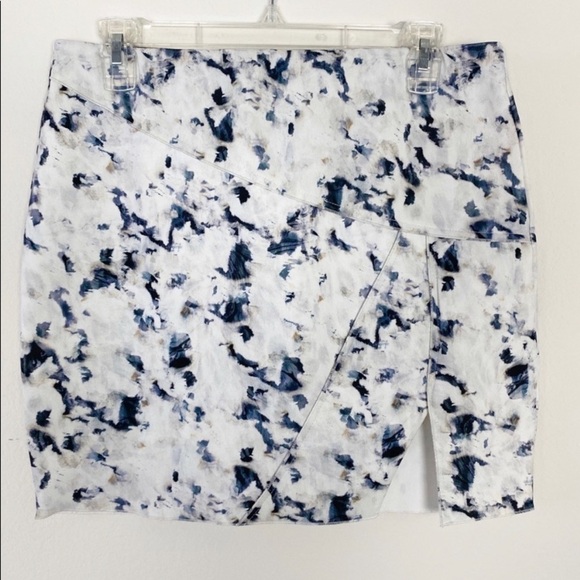 Zara Neoprene Printed Skirt Size L - Picture 6 of 6
